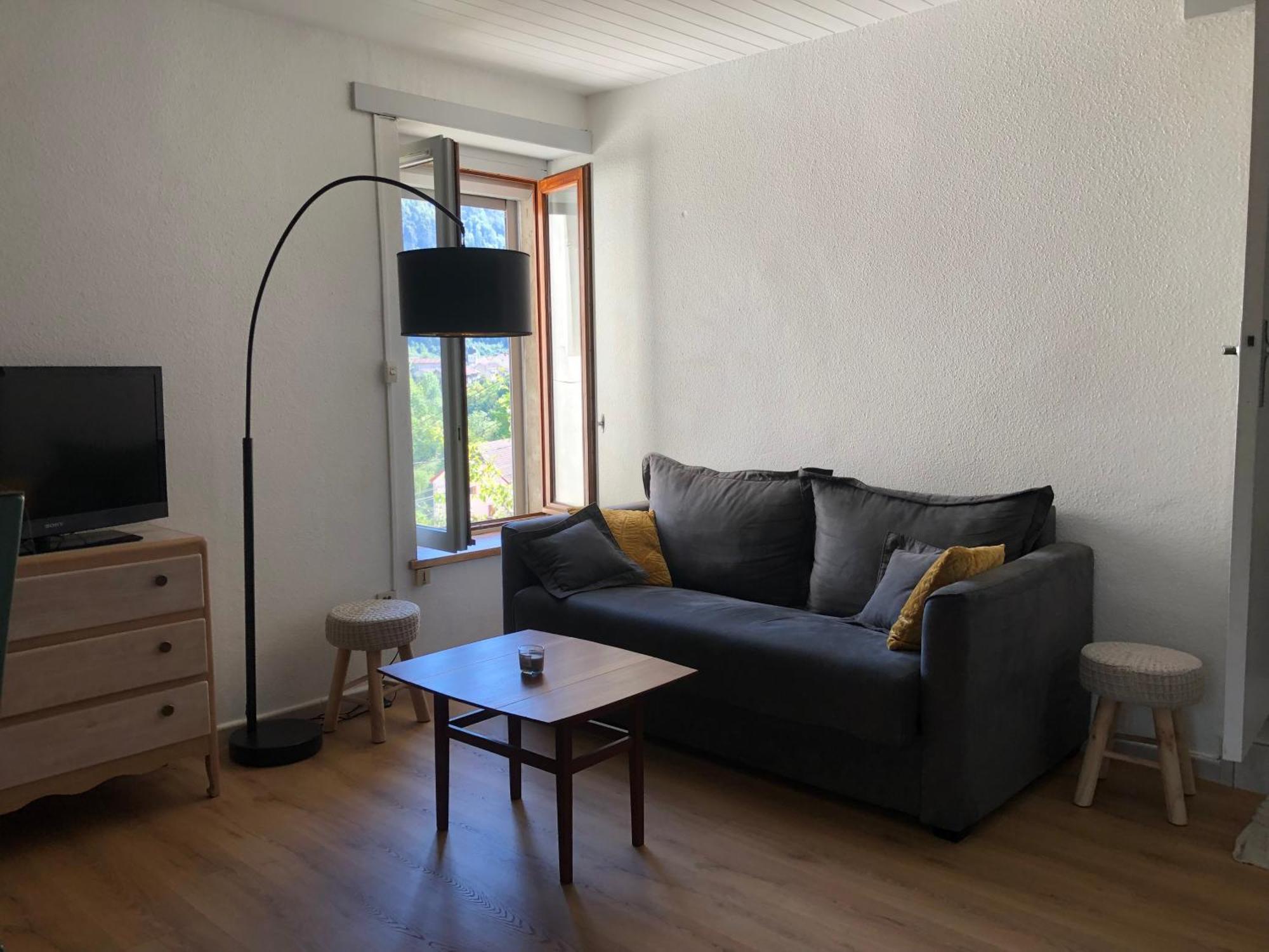 T2 Avec Terrasse Calme Et Ensoleillee Lägenhet Saint-Claude Exteriör bild